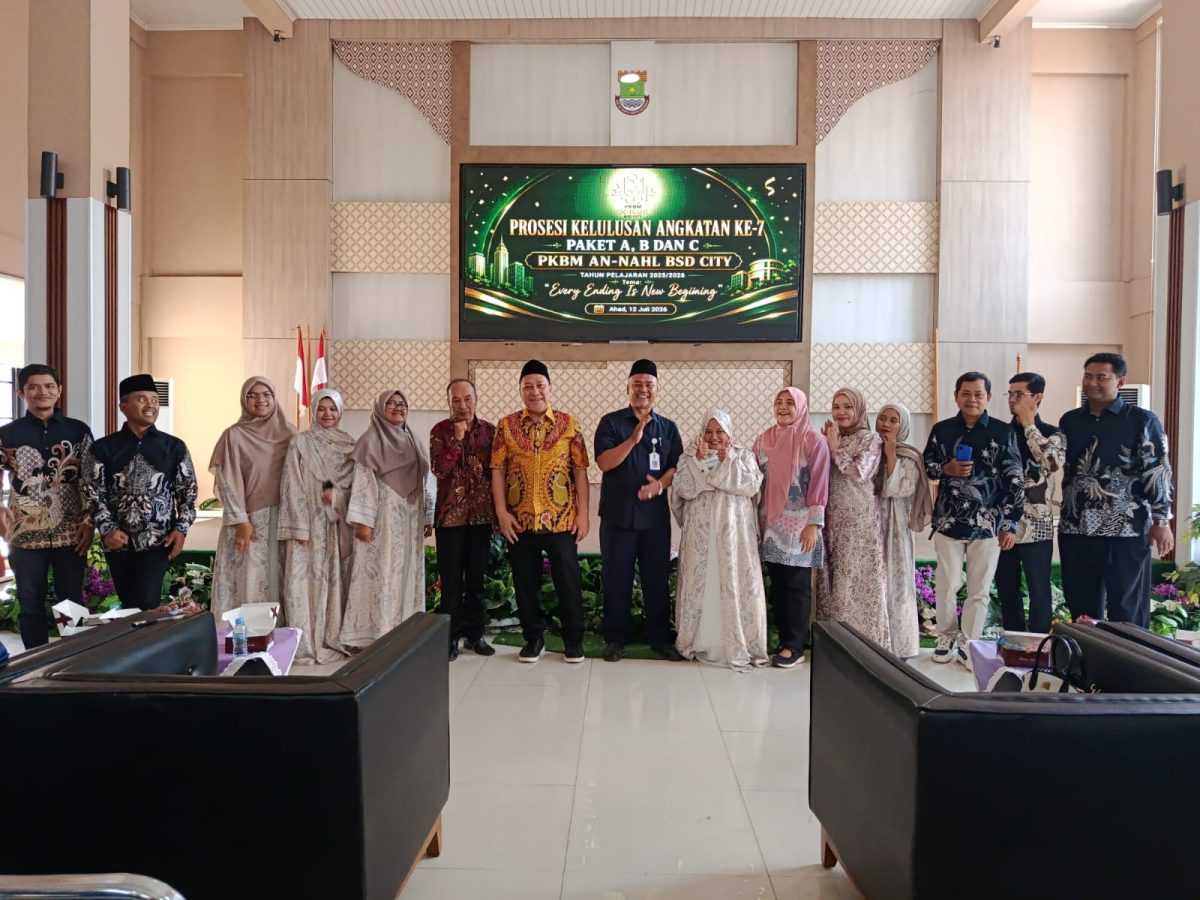 Wisuda PKBM ANNAHL